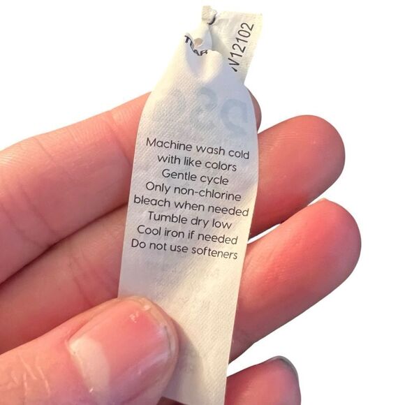 Dick’s sporting good black cropped workout‎ top - Picture 4 of 7